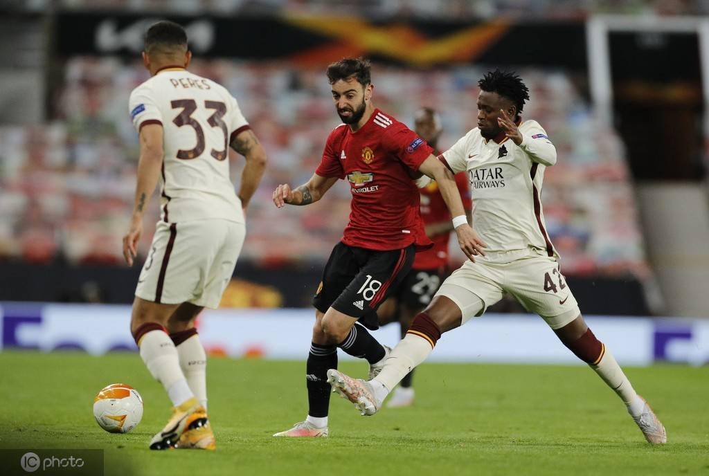 曼联内部会议纪要流出——清晨绝杀压哨，欧联使命明确，赛程密集仍需轮换(曼联绝杀进球)